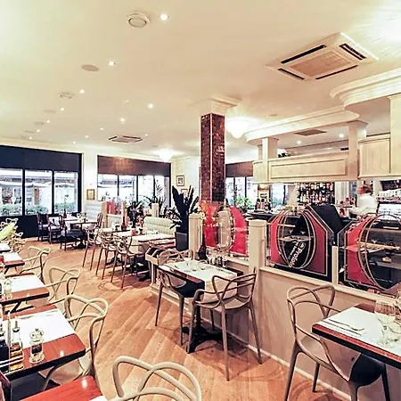 Boutique Edmond's 2*