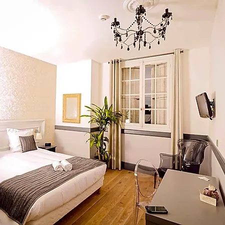 Boutique Edmond's 2*