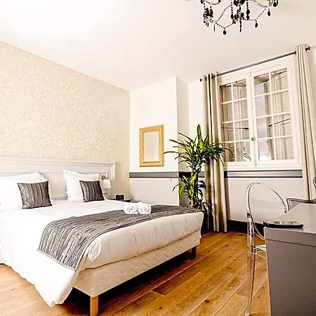 Boutique Edmond's 2*