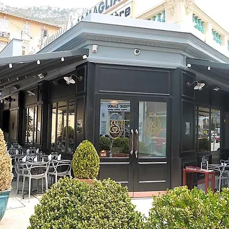 Boutique Edmond's 2*